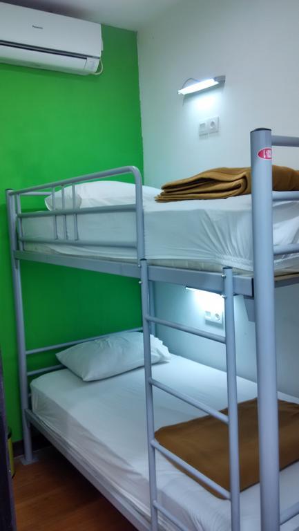 Cx Hostel Kuta Raya Zewnętrze zdjęcie