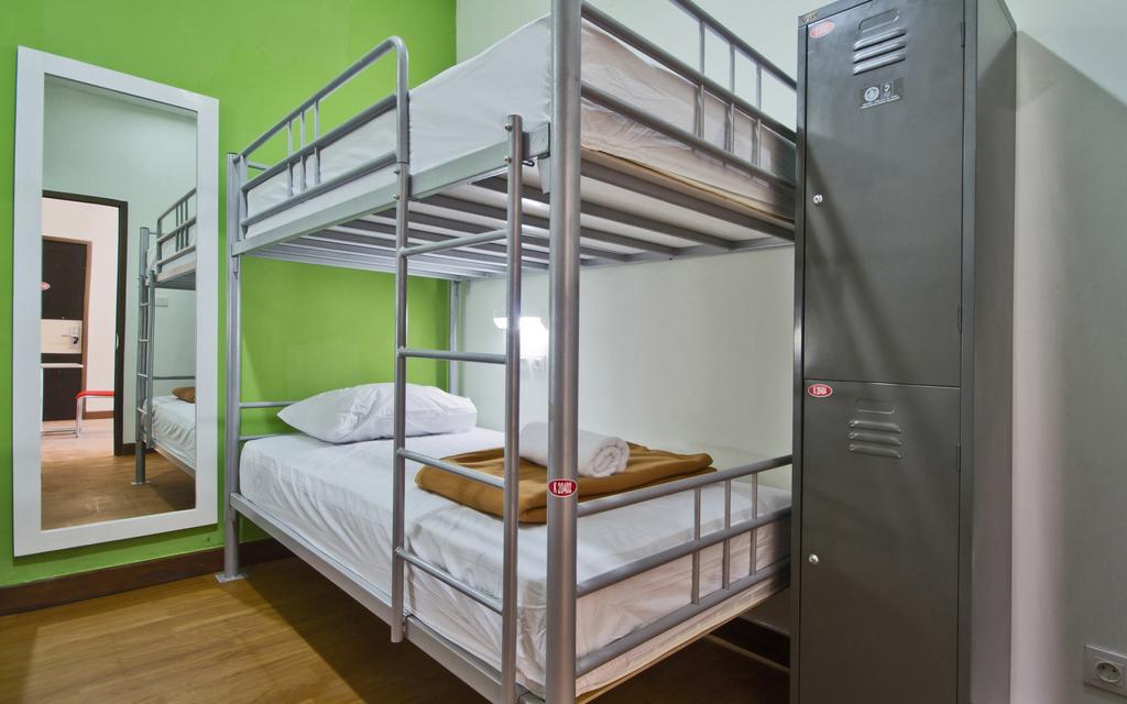 Cx Hostel Kuta Raya Zewnętrze zdjęcie