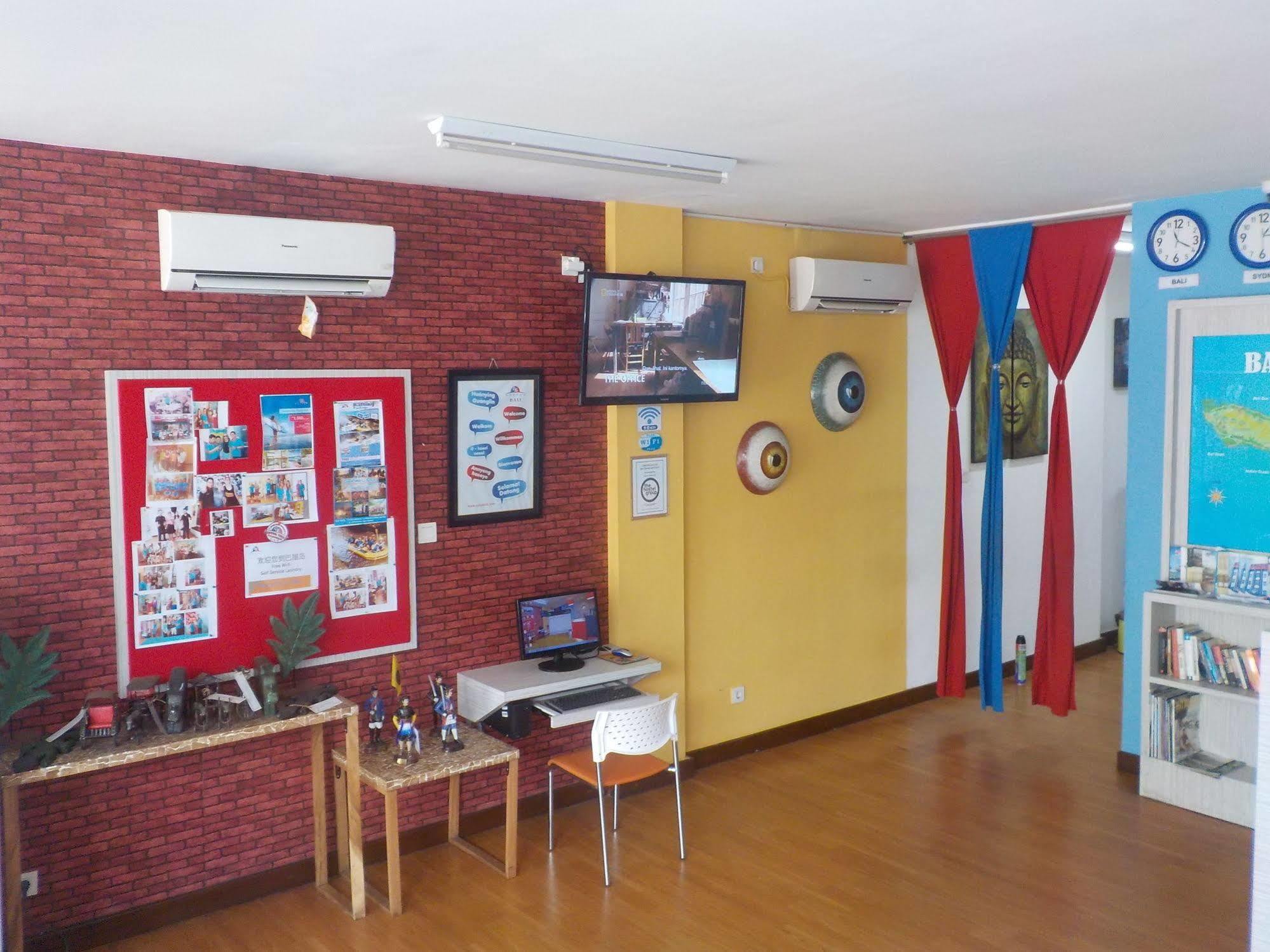 Cx Hostel Kuta Raya Zewnętrze zdjęcie