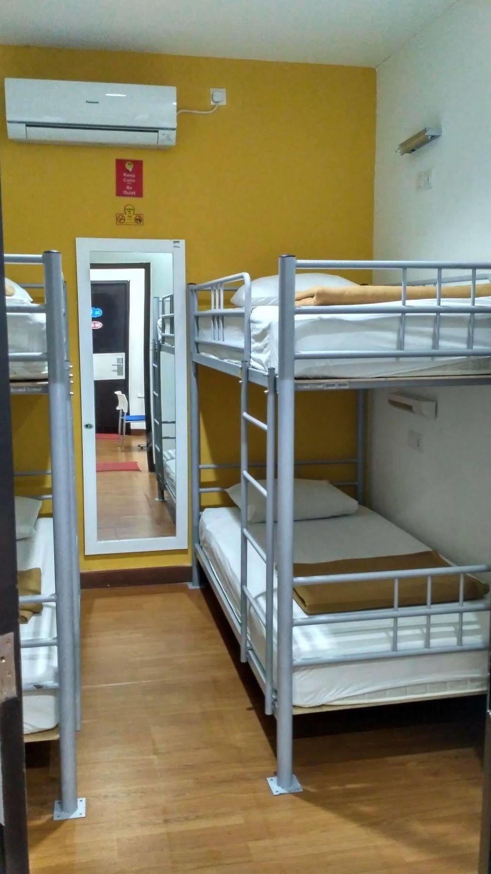 Cx Hostel Kuta Raya Zewnętrze zdjęcie